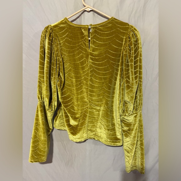 THML anthropologie long sleeve - Picture 3 of 3